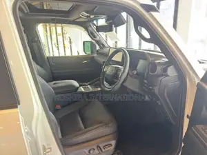 Toyota Land Cruiser Prado TRJ250 2025