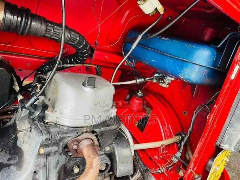 Bajaj RE 2015