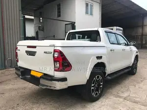 Toyota Hilux 2025