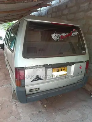 Nissan Vanette 1991