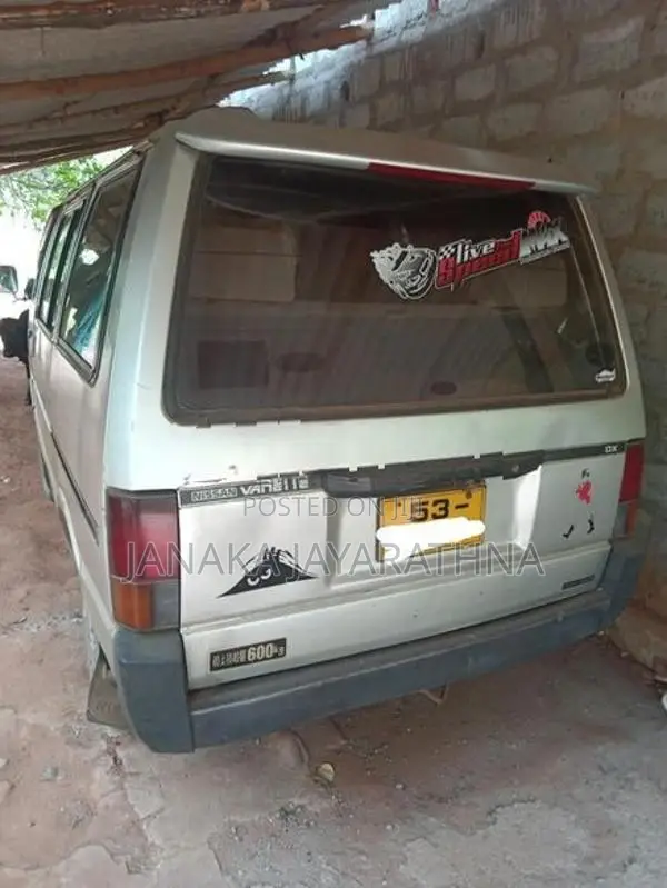Nissan Vanette 1991