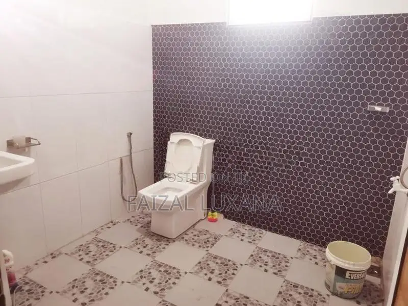 Rooms For Rent Two Girls Kottawa