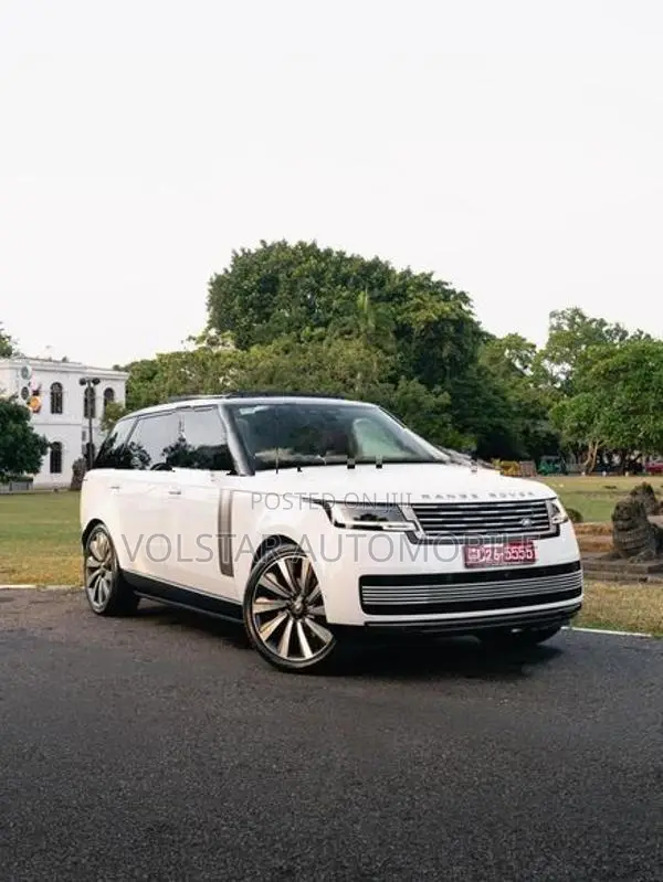 Land Rover Range SV 2025