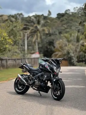 Bajaj Pulsar NS200 2016