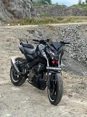 Bajaj Pulsar NS200 2016