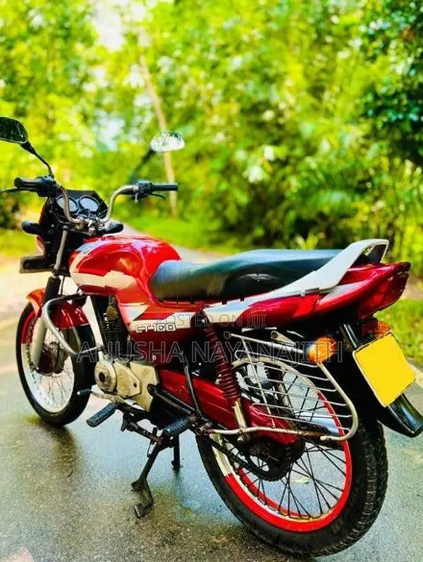 Bajaj CT100 2005