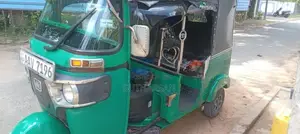 Bajaj RE 2015