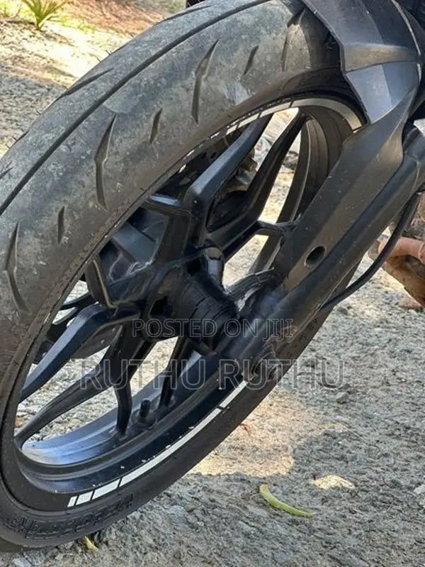 Bajaj Pulsar NS200 2014