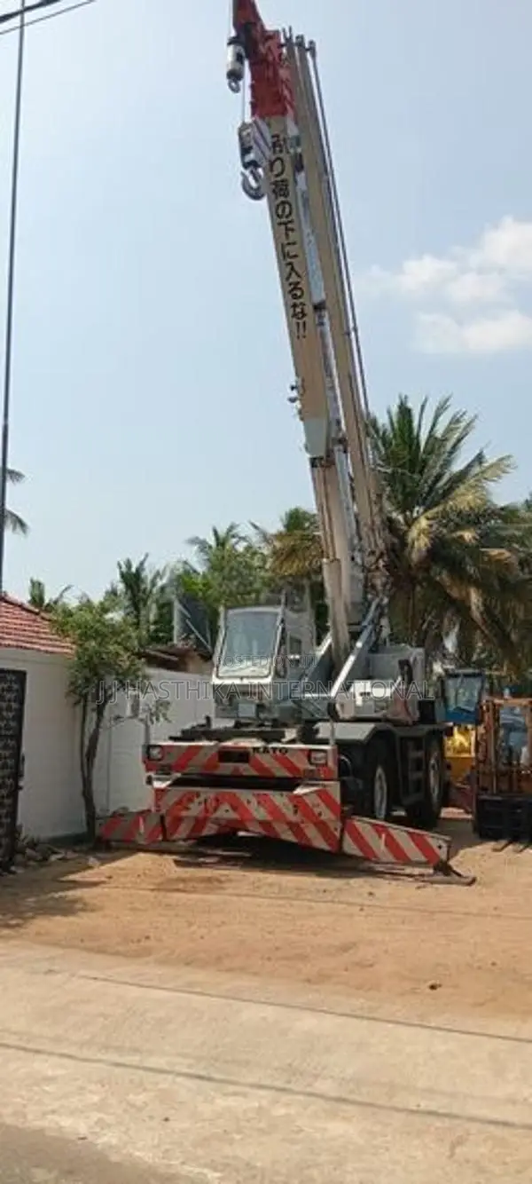 KATO 25-Ton Crane