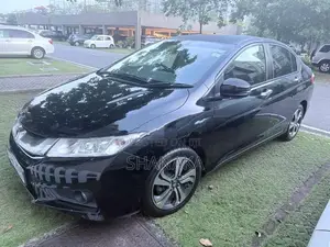 Honda Grace 2014