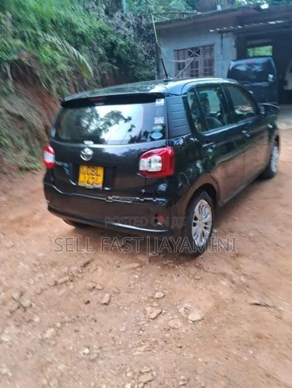 Toyota Passo 2017