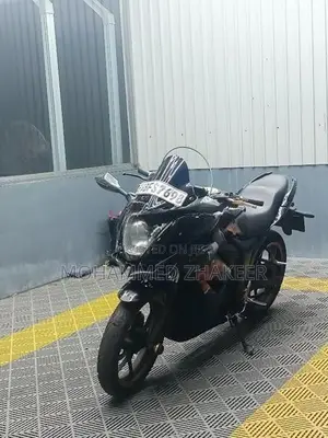 Suzuki Gixxer SF 2017