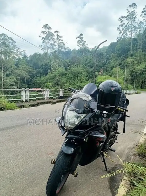 Suzuki Gixxer SF 2017