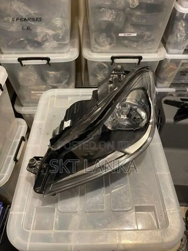Genuine Mercedes C180 C220 Facelift 2013 Halogen Headlight W204