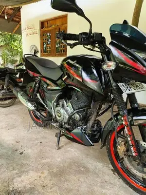 Bajaj Pulsar 150 2017
