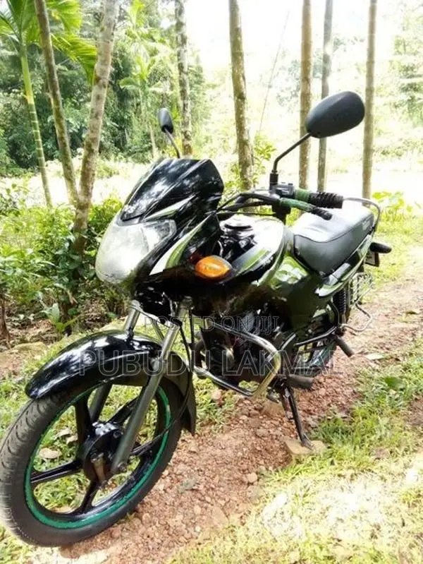 TVS Metro 2015