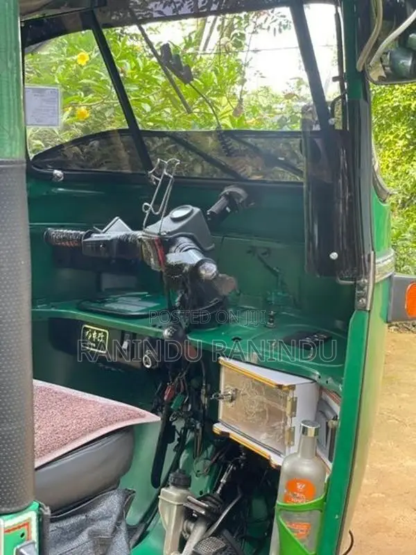 Bajaj 4tok 2008