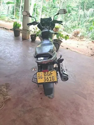 Bajaj Discover 2019