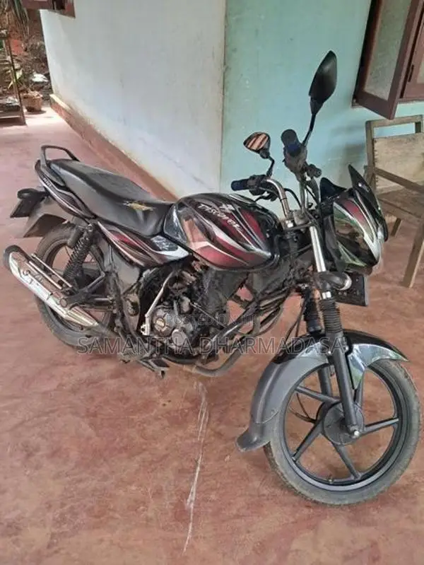 Bajaj Discover 2019