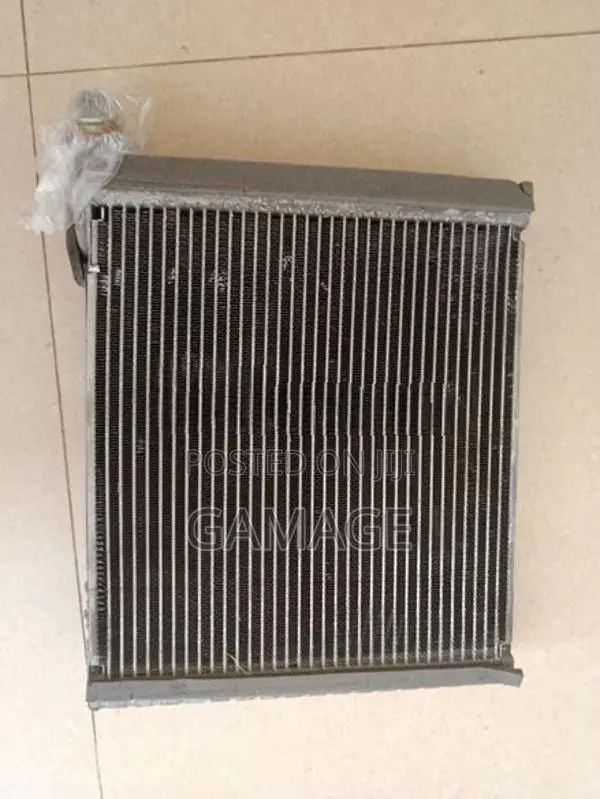 A/C Condenser with cooler Toyota Premio NZT260