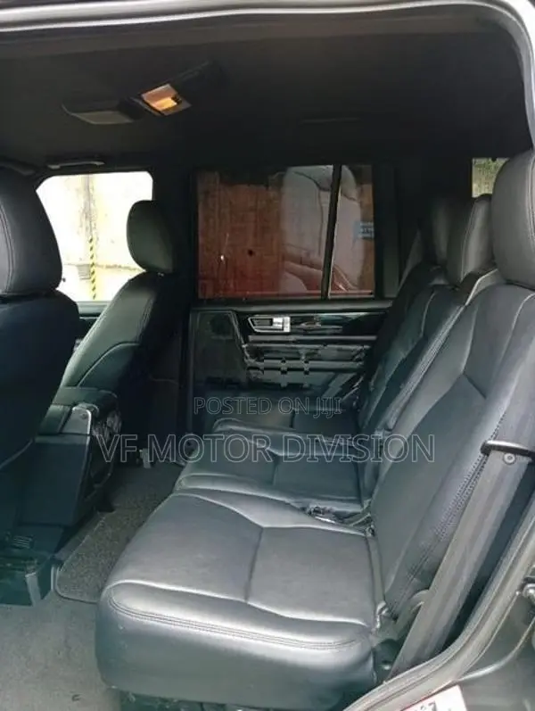 Land Rover Discovery 4 2014
