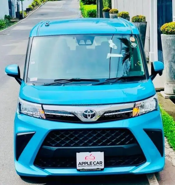 Toyota Roomy G Premium Ltd 2025