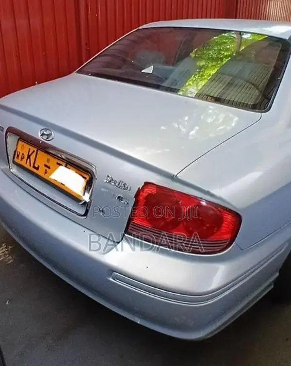 Hyundai Sonata 2010