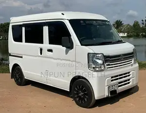 Suzuki Every 2019