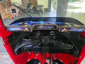 Bajaj RE 2014