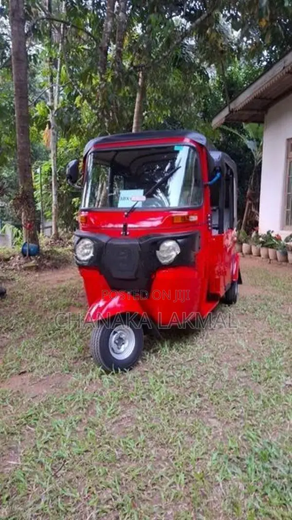 Bajaj RE 2026