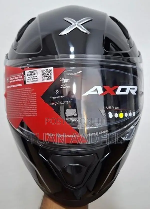 Axor Street Solid Black Helmet (M) Size