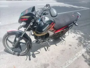 Mahindra Centuro 2017