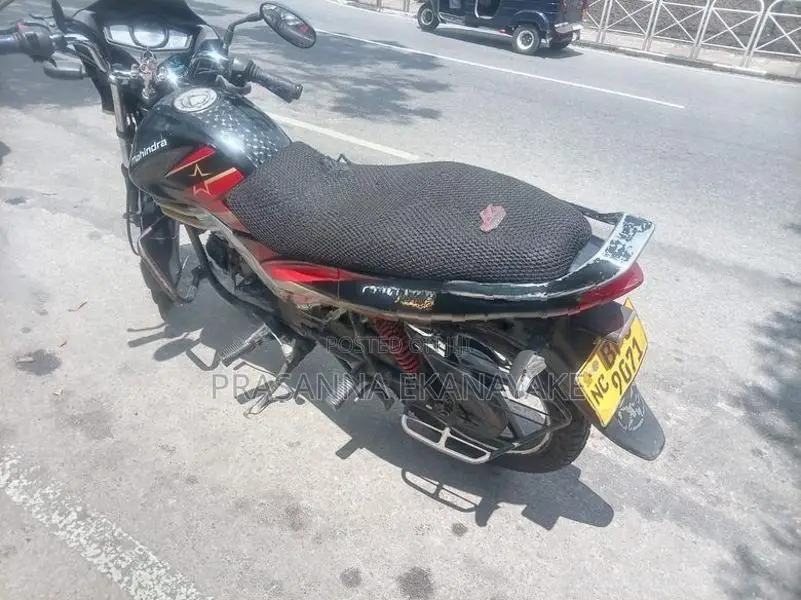 Mahindra Centuro 2017