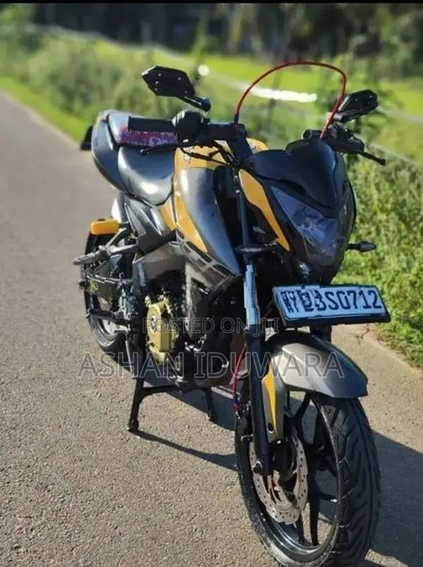 Bajaj Pulsar NS200 2014