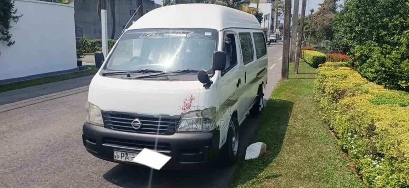 Nissan Caravan 2002