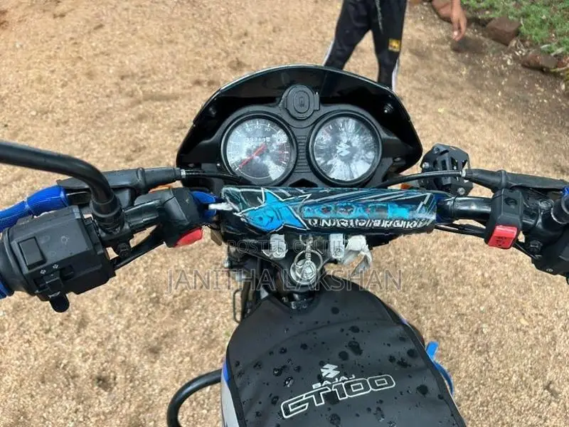 Bajaj CT100 2024