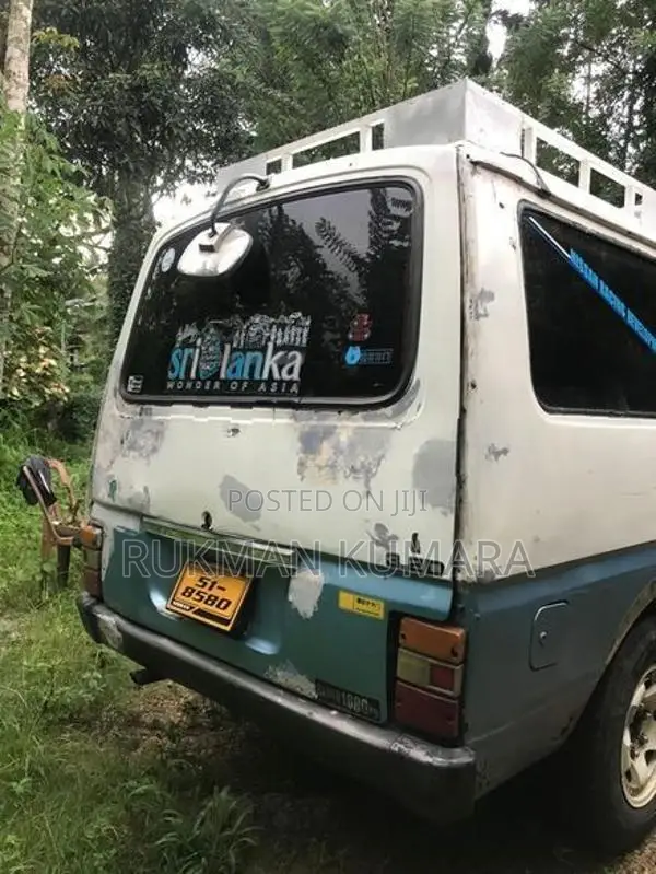Nissan Caravan Vrg e24 1986