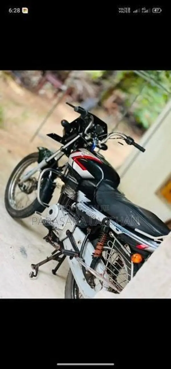 Bajaj CT100 2012