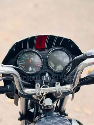 Bajaj CT100 2018