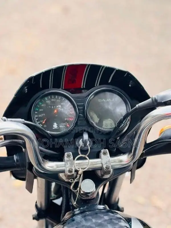 Bajaj CT100 2018