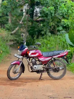 Bajaj CT100 2006