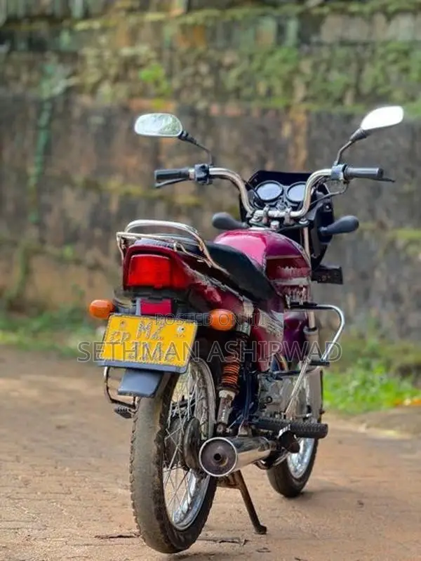 Bajaj CT100 2006