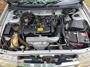 Nissan Sunny FB14 1994
