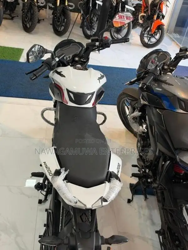 Bajaj Pulsar NS200 BS7 2026