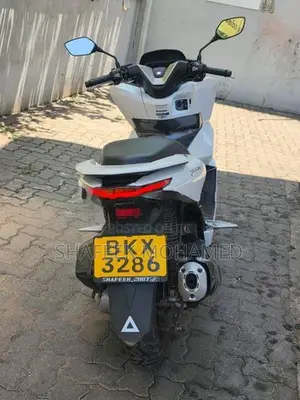 Honda PCX 125 2025