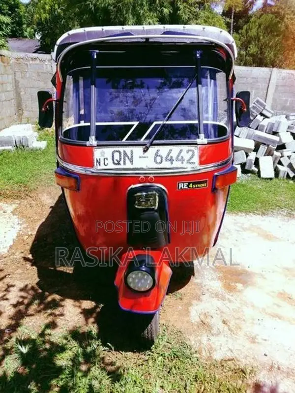 Bajaj RE 2008