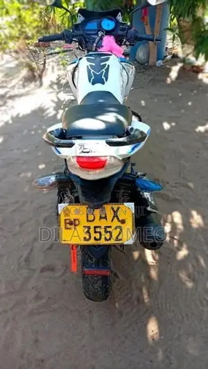 TVS Apache RTR 180 2014