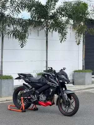 Bajaj Pulsar NS200 BS4 2018