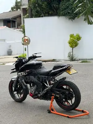 Bajaj Pulsar NS200 BS4 2018