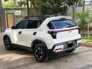 Kia Sonet GTX PLUS 2025